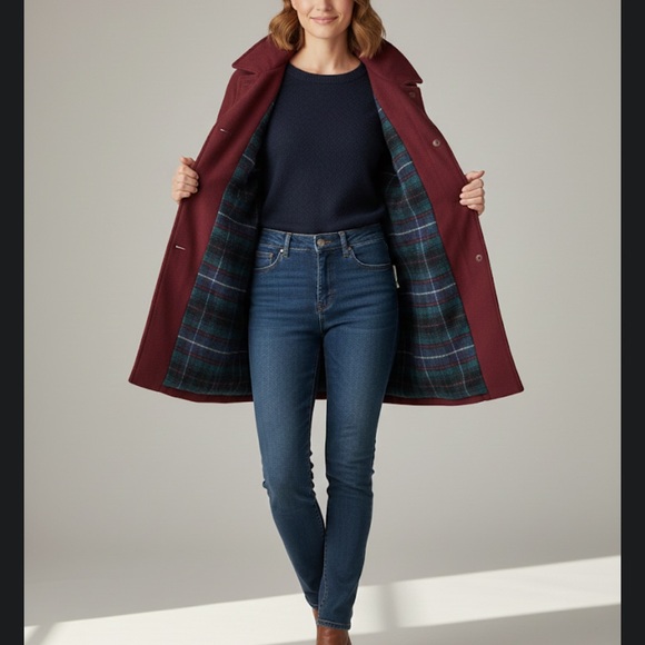 Woolrich Vintage Burgundy Women's Wool Coat Size Medium - Picture 3 of 11